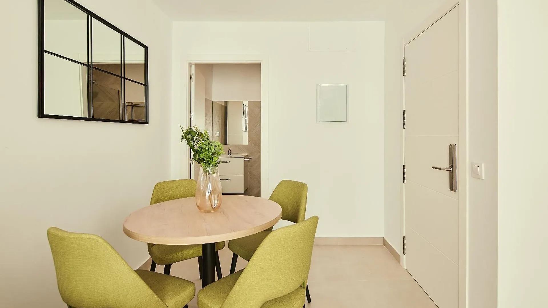 Arena Suit, Apartamentos Con Jacuzzi Privado En Playa De La Barrosa Chiclana de la Frontera 0*,
