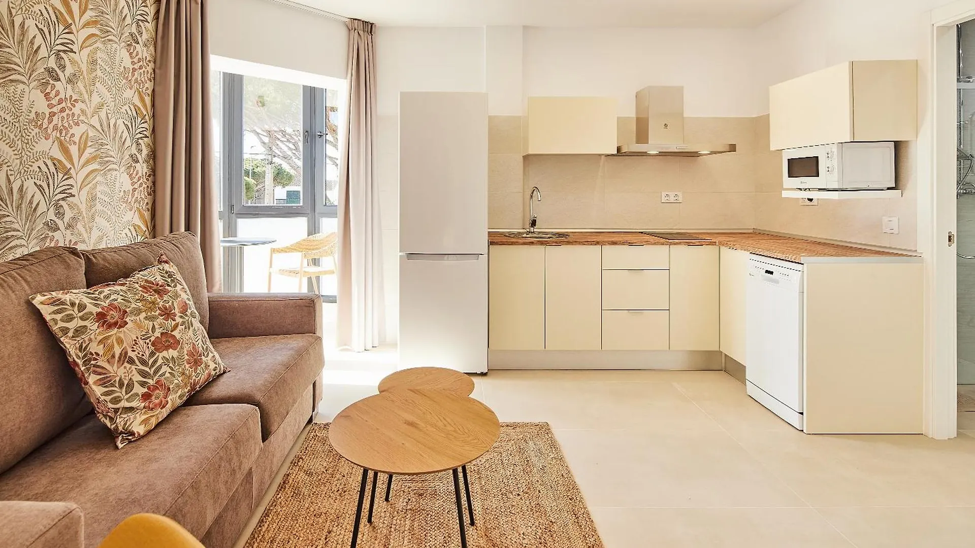 Arena Suit, Apartamentos Con Jacuzzi Privado En Playa De La Barrosa Chiclana de la Frontera